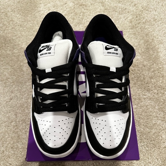 Nike Dunk SB Court Purple - Picture 2 of 4